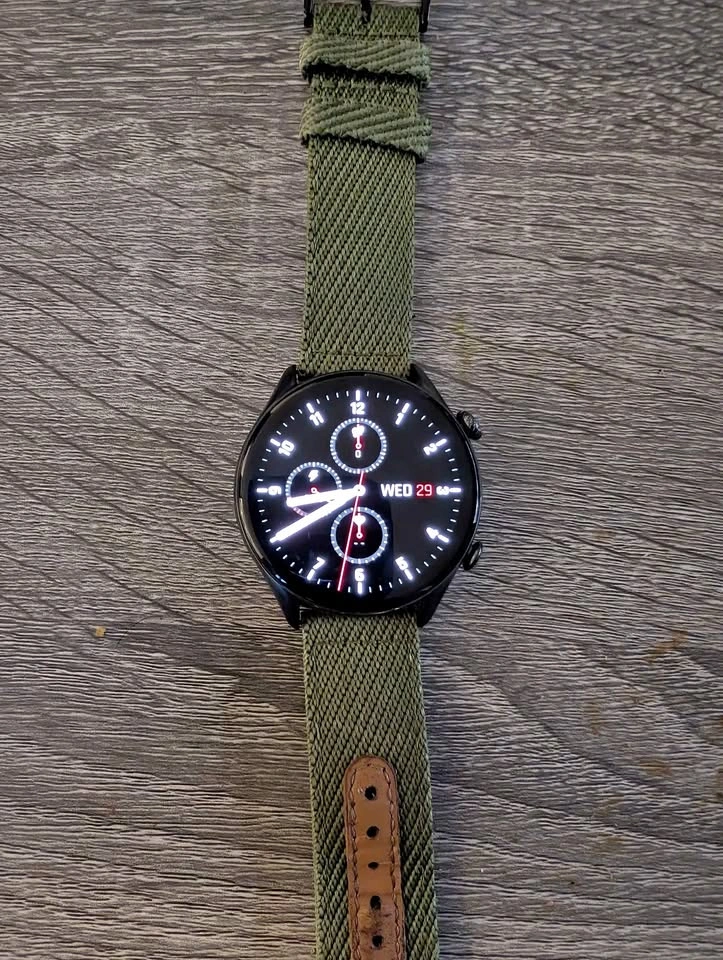 Amazfit GTR 3 Pro Smartwatch with Green Strap