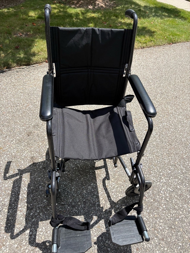 Travel/Transport wheelchair