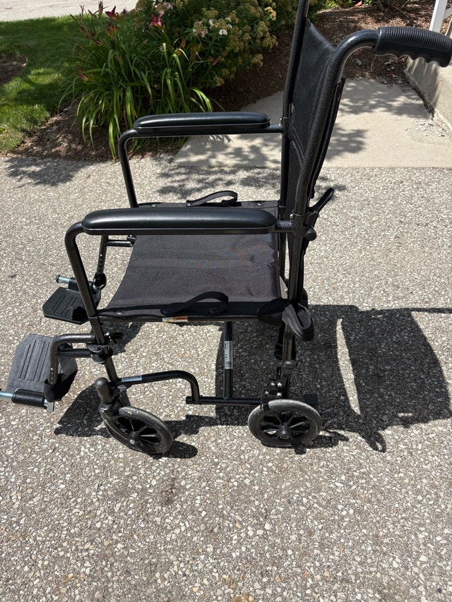 Travel/Transport wheelchair - photo 2