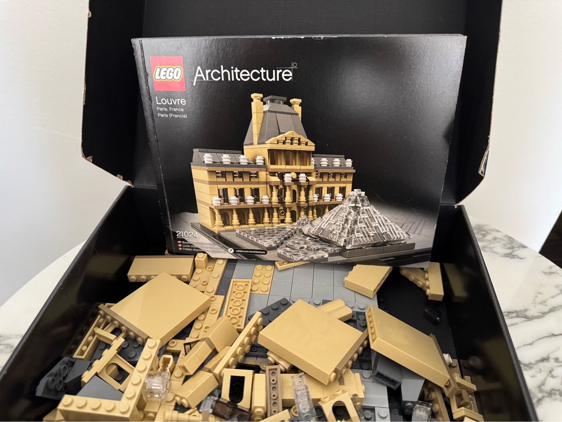 Lego Louvre 21024