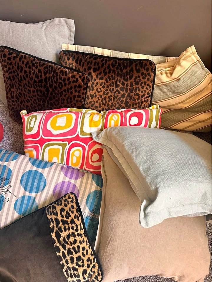 Assorted pillows