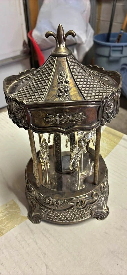 Vintage Wallace Silversmiths Silver-Plated Musical Carousel
