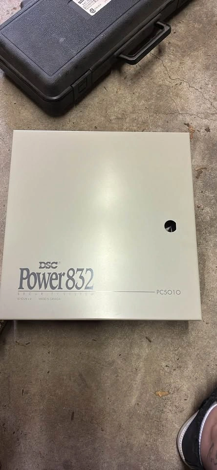 New DSC Power832 Security Control Panel – New In Box - photo 2