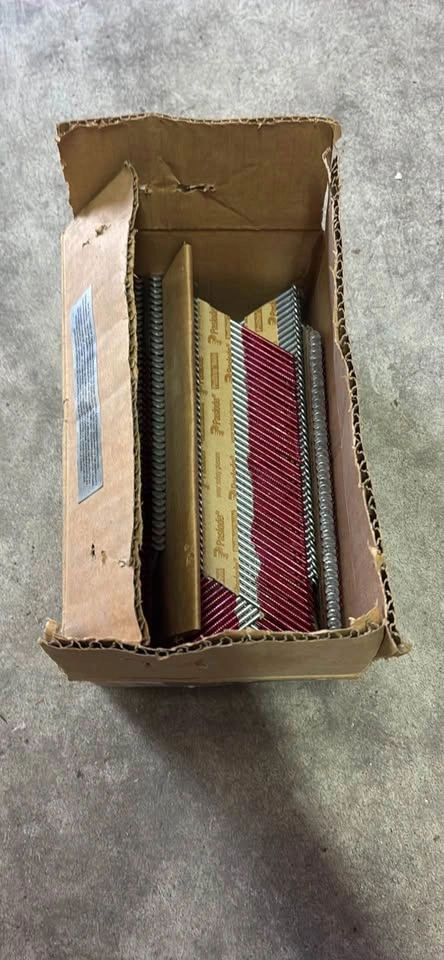 Paslode 3-1/4" Galvanized Framing Nails (24 Rows Left) - photo 2