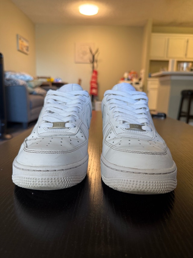 Nike Air Force 1 men US9 - photo 3