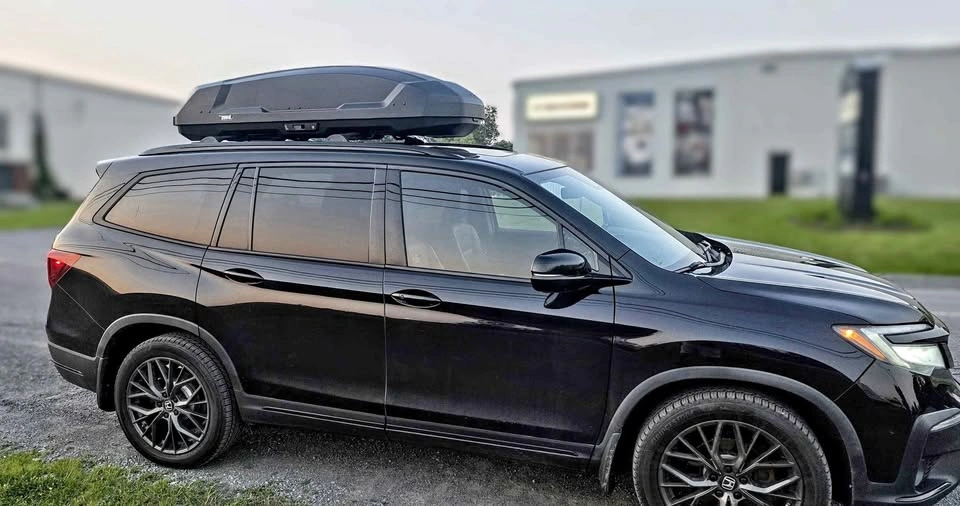 Thule Force L Roof Cargo Box Rental | 16 cu ft | Ottawa/Kanata