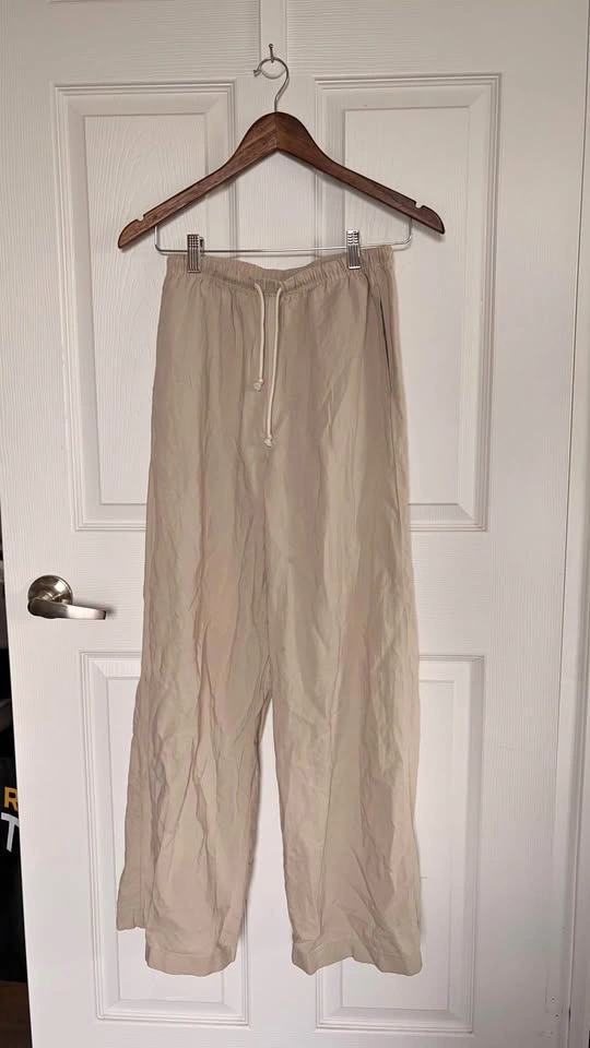 Uniqlo linen pants