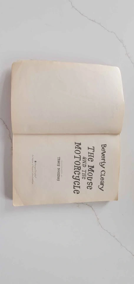 The Mouse and the Motorcycle by Beverly Cleary - photo 3