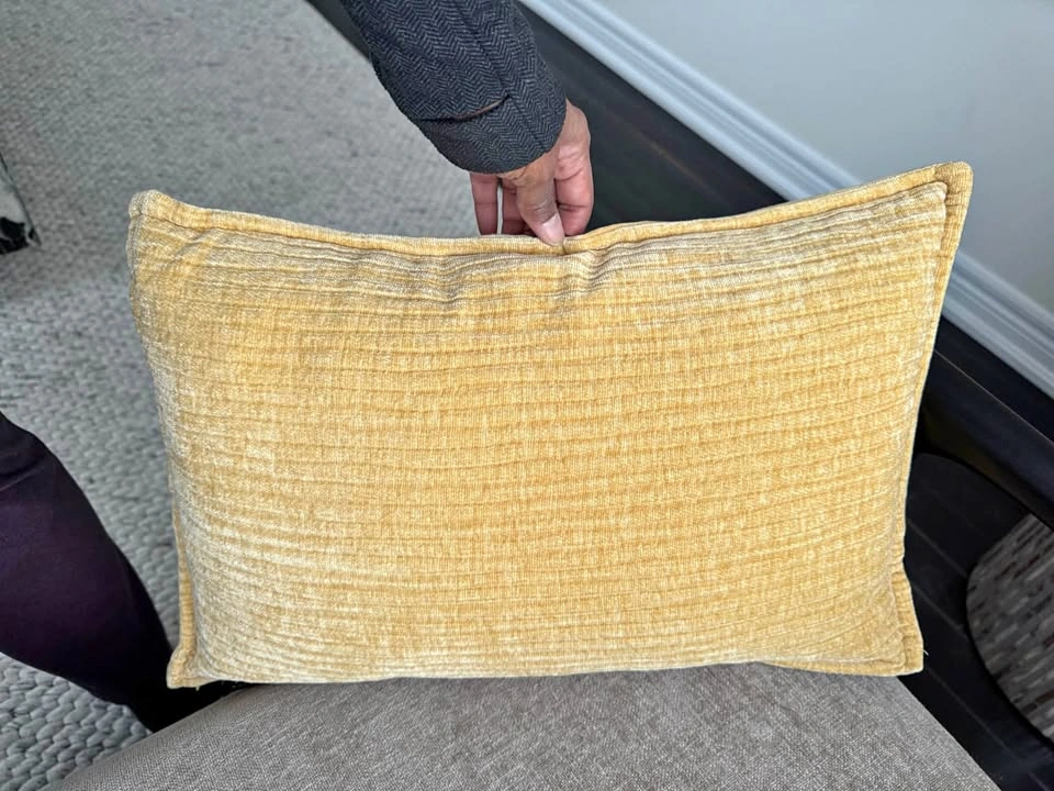 20"x 12" yellow cushions