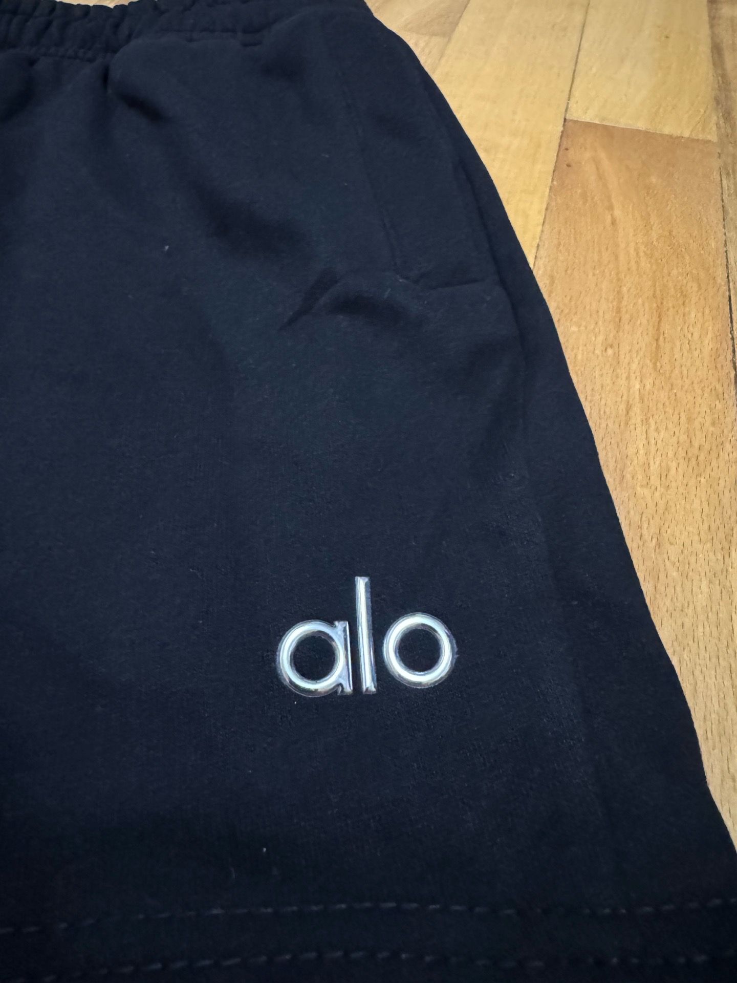 Alo Black Shorts - photo 3