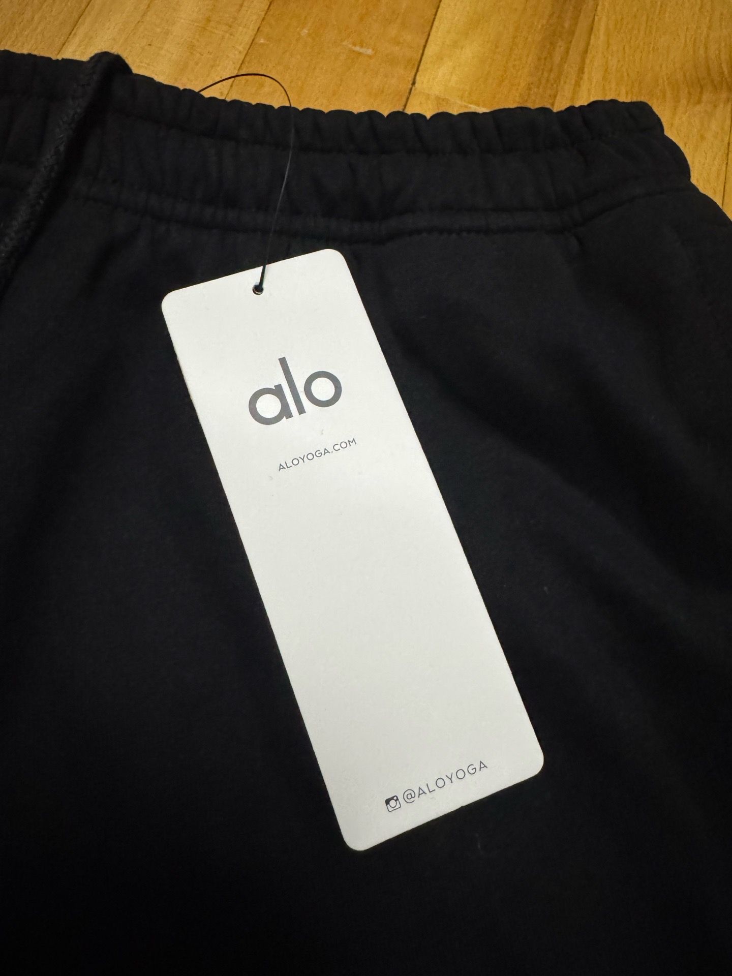 Alo Black Shorts - photo 4