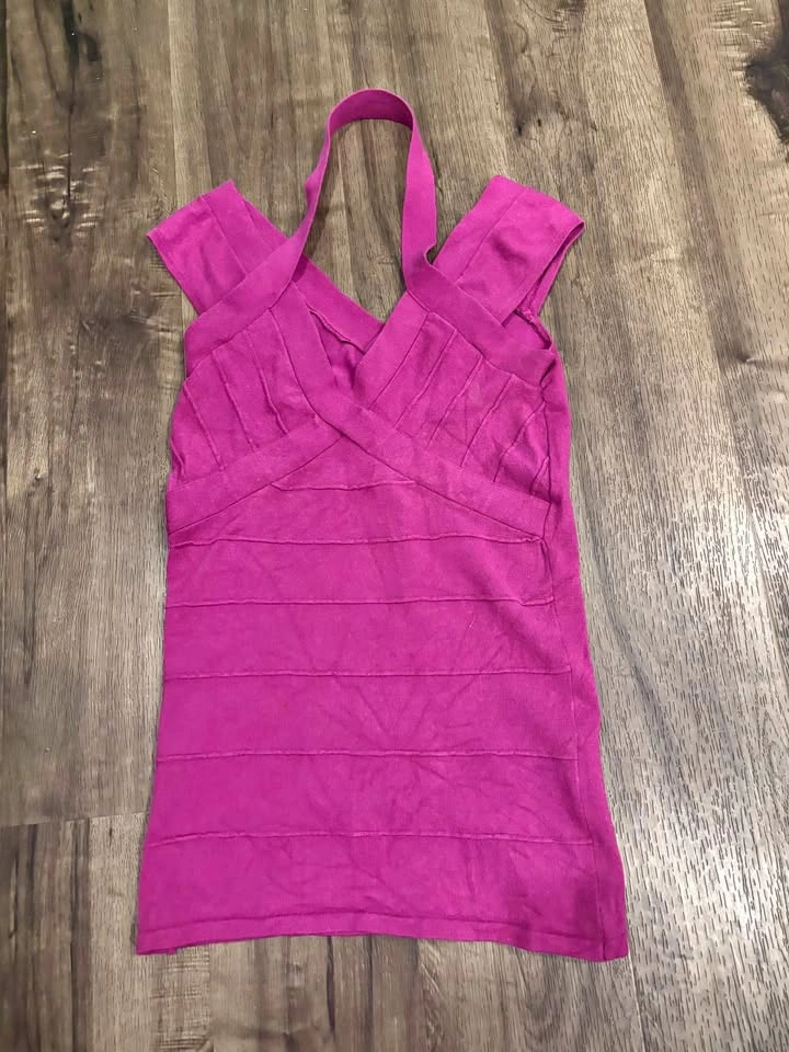 Le Chateau Women’s Top (Size XS)