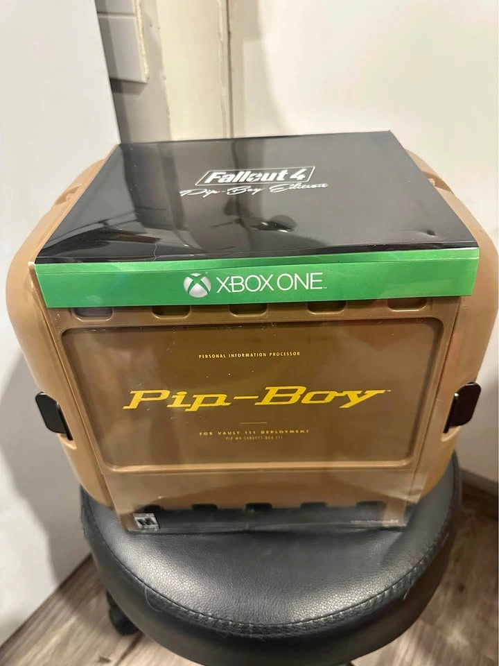 Fallout 4 Pip-Boy Edition Xbox One (BNIB)