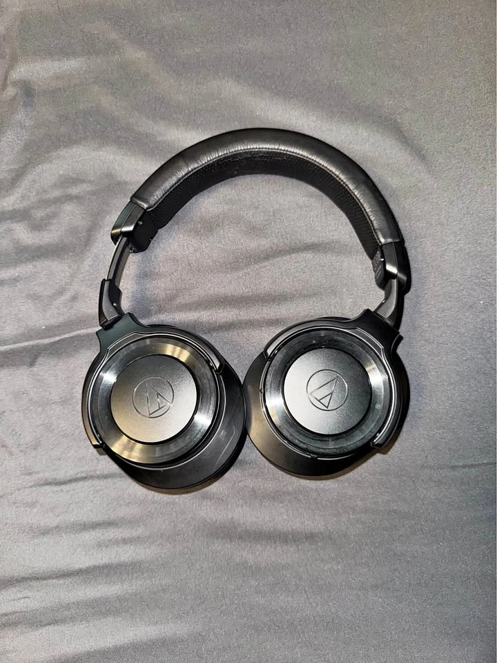 Audio-Technica Bluetooth Headphones ATH-WS990BT