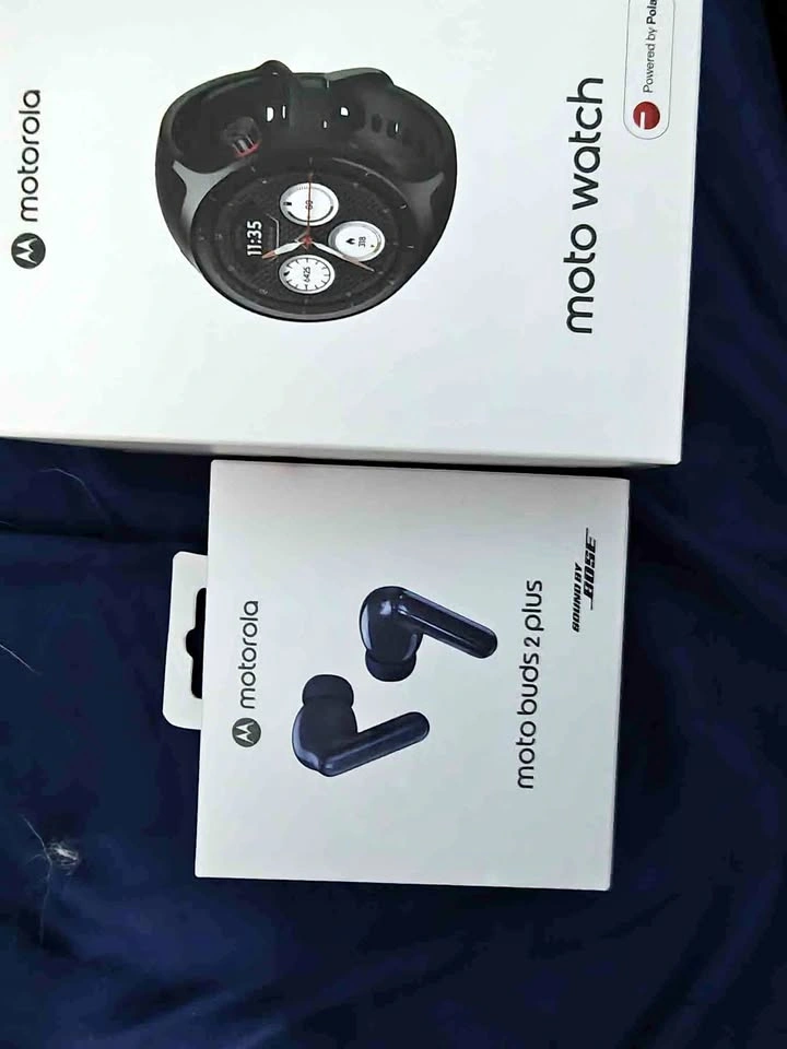Moto buds and watch