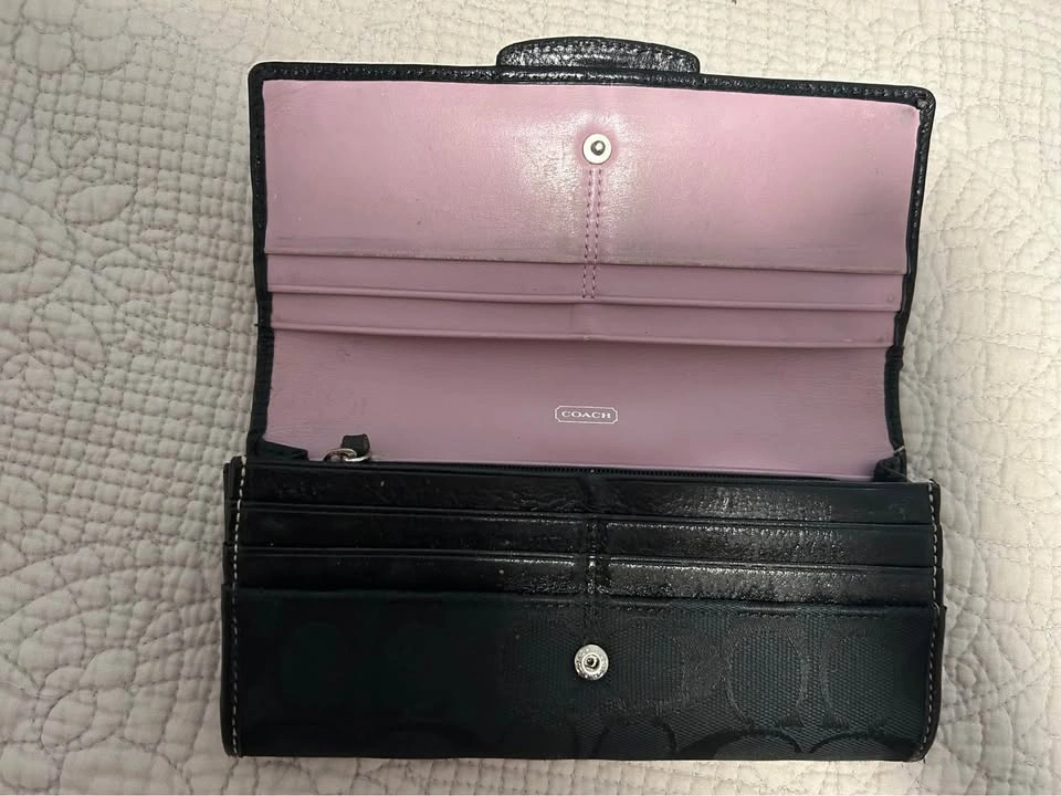Coach Signature Canvas Slim Wallet - photo 4