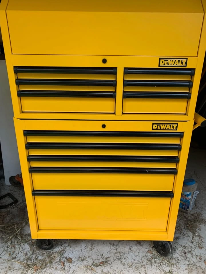 DeWalt 36" Rolling Toolbox & Cabinet - photo 2