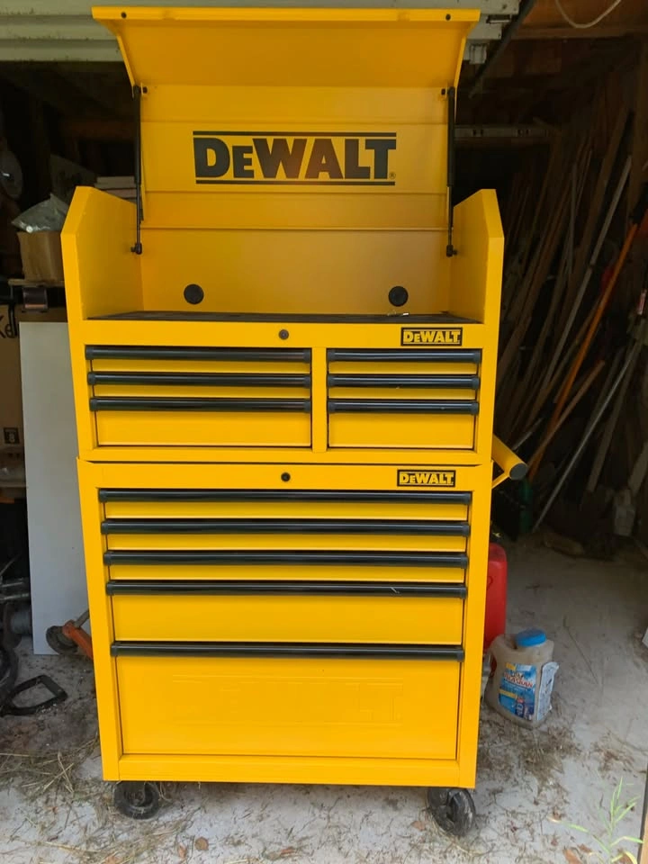 DeWalt 36" Rolling Toolbox & Cabinet - photo 4