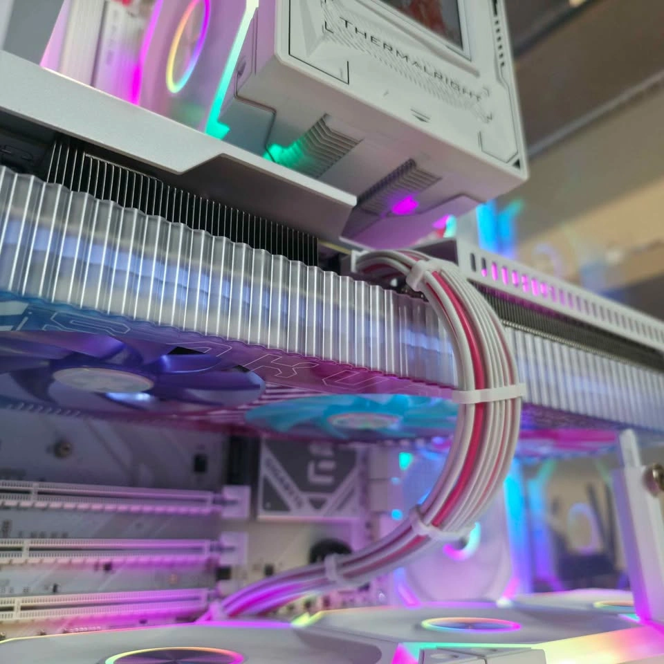 RTX 4070Ti & Ryzen 9700X Gaming PC (32GB DDR5 & 1TB SSD) - photo 4
