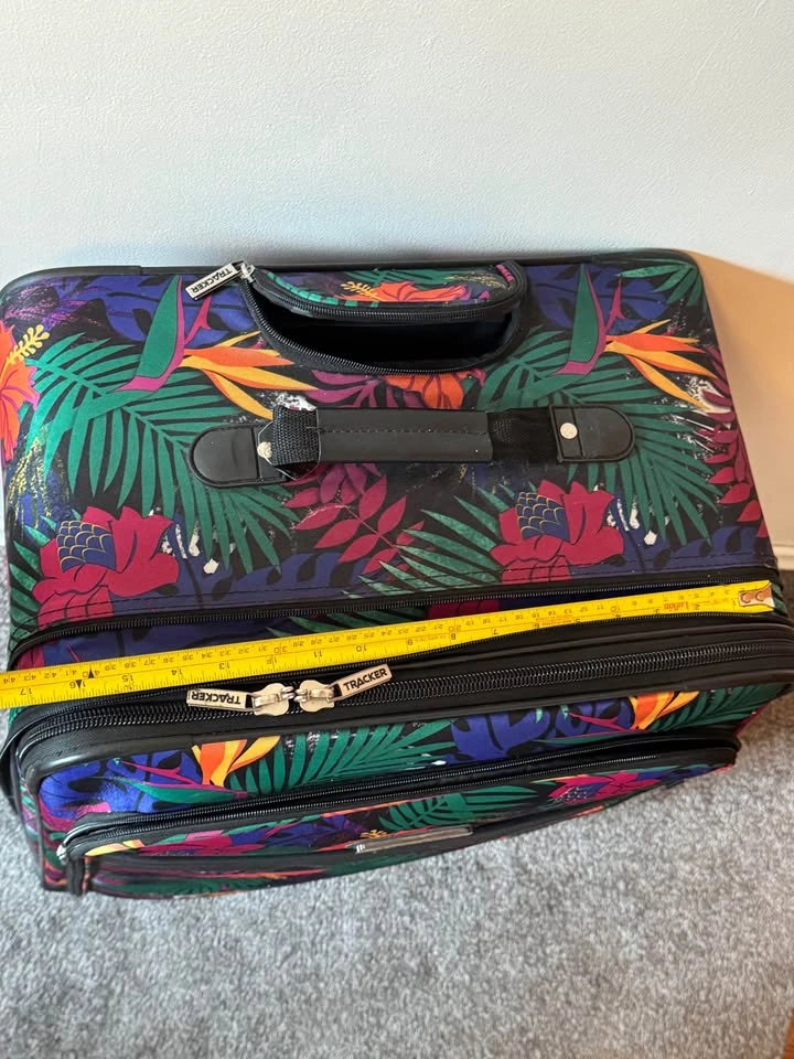 Tracker Suitcase Large - photo 4