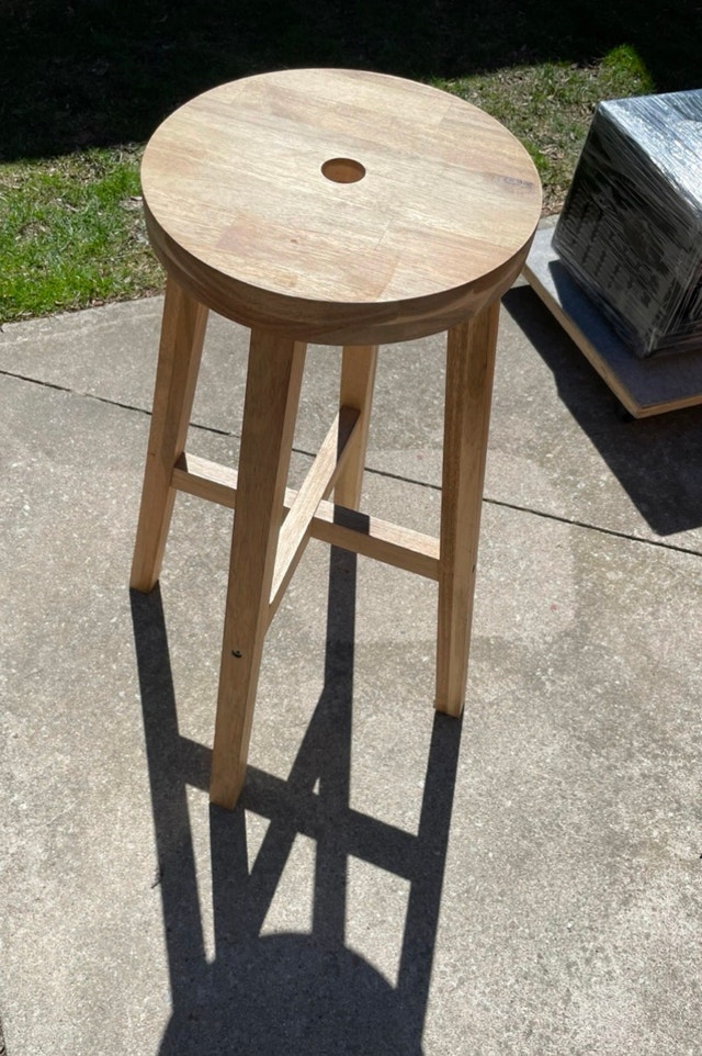 Wooden high stool for kitchen counter height - photo 3