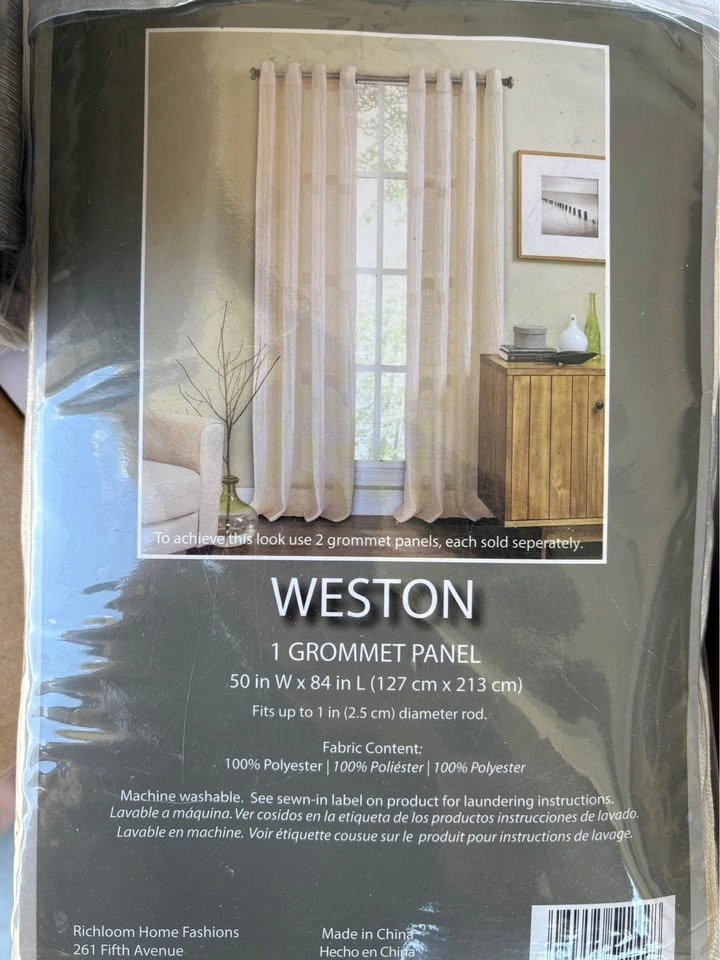 BNIB 2 Sheet Curtains - photo 2