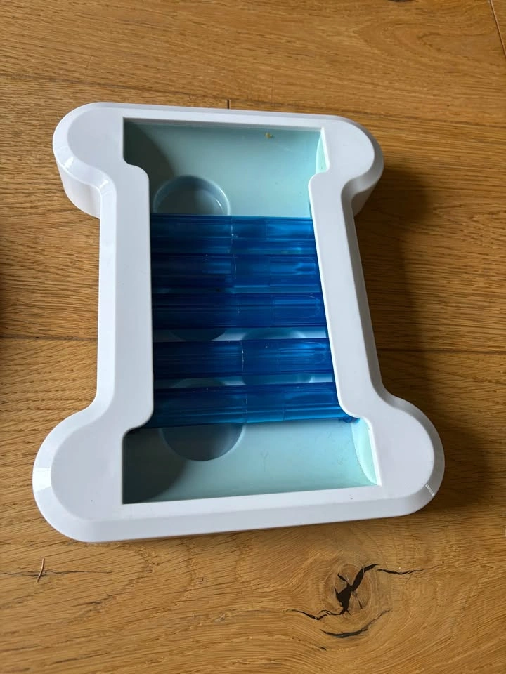 Two Dog puzzle feeders / interactive toys - photo 5
