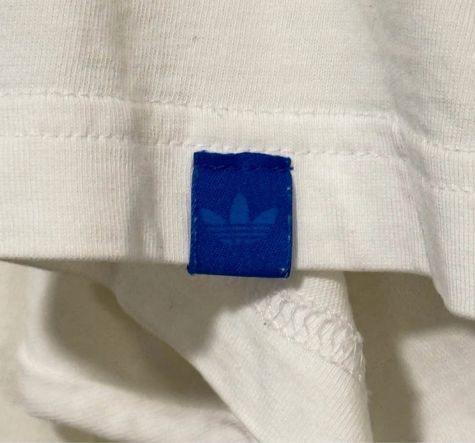 Adidas Superstar graphic t-shirt - men’s large - photo 2