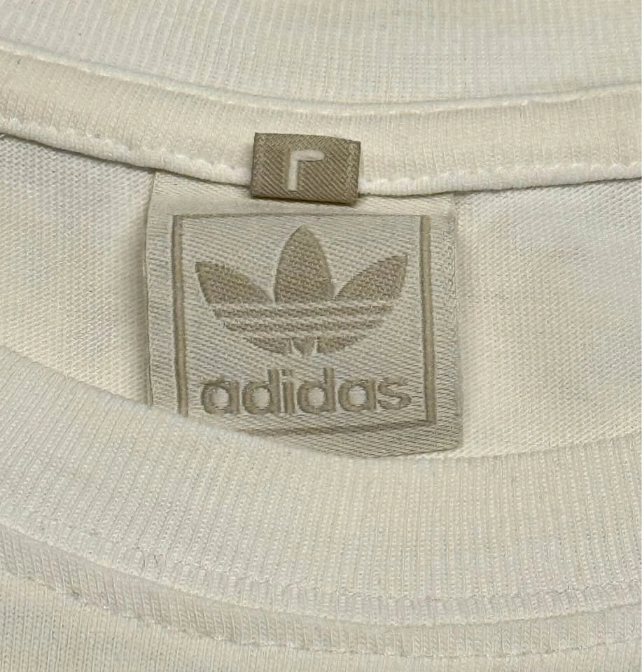Adidas Superstar graphic t-shirt - men’s large - photo 4