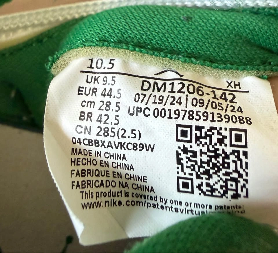 Nike Air Jordan 1 Low FlyEase - Men’s US 10.5 - photo 4