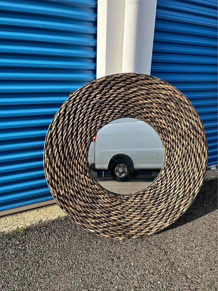 3F’11 Large Round Jute Rope Mirror