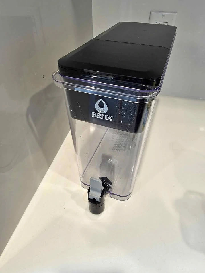 Brita UltraMax Water Filter Dispenser (18 Cup / 4.26 L)