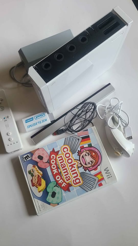 Nintendo Wii Console Bundle - Cooking Mama Game + Remote + HDMI! - photo 2