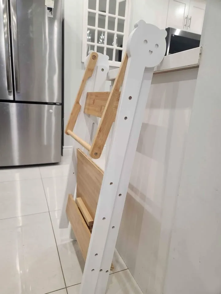 Foldable Kitchen Helper Stools for kids - Brand new image indicator(3)