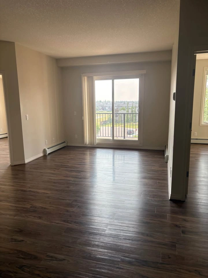 2 Beds 2 Baths - Apartment - photo 5