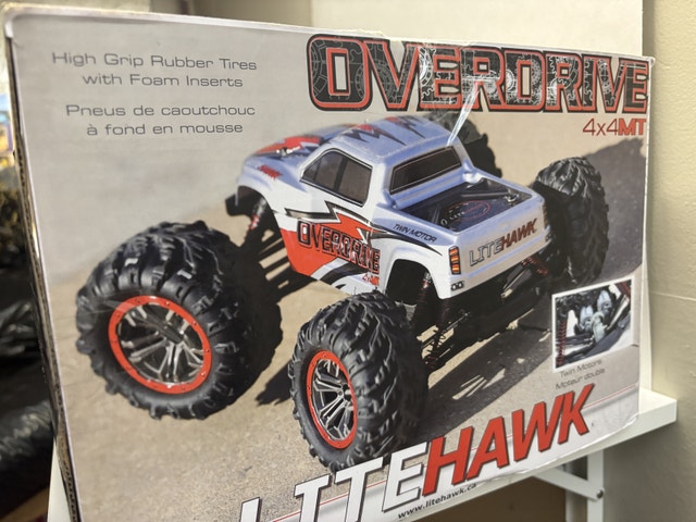 RC LiteHawk OVERDRIVE 4WD Monster Truck - photo 4