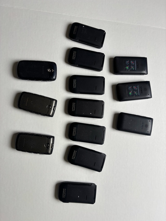 flip phones - photo 2