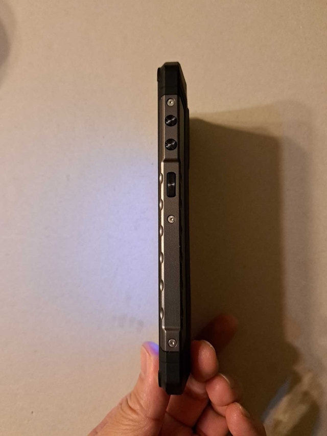 5.5" Ulefone Rugged Dual-SIM Android 11 Unlocked Phone - photo 5