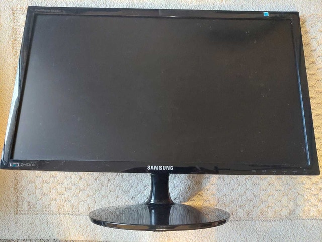 24" Samsung Full HD HDMI Widescreen LED Monitor