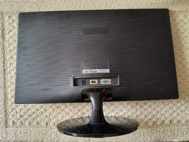 24" Samsung Full HD HDMI Widescreen LED Monitor - photo 4