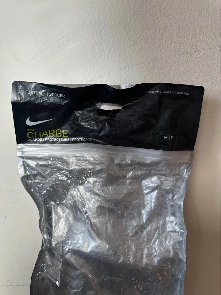 Nike Charge Shin Guards Soccer - photo 5