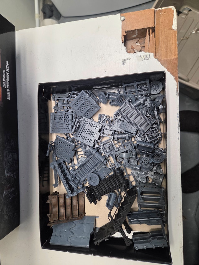 Warhammer Necromunda terrain lot - photo 5