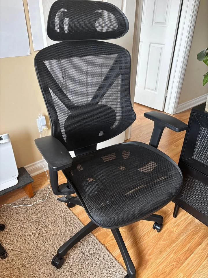 Modern Home Office Desk & Ergonomic Mesh Office Chair - photo 3