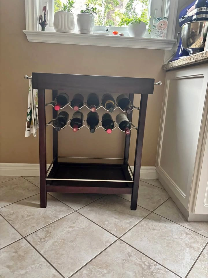 Bombay Company Glass Top Wine Console / Bar Cart