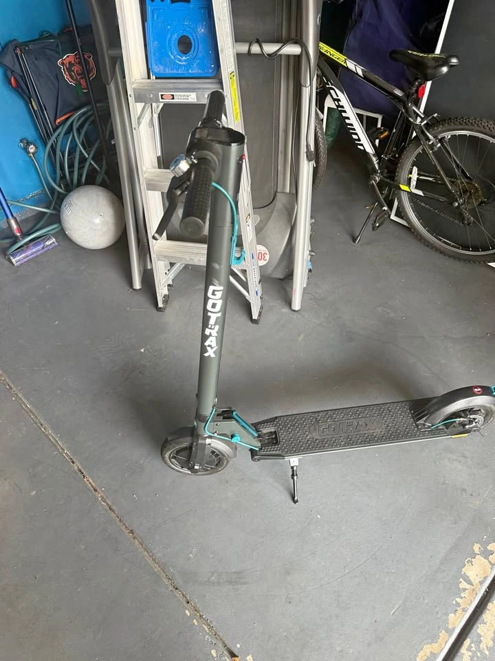 Electric scooter