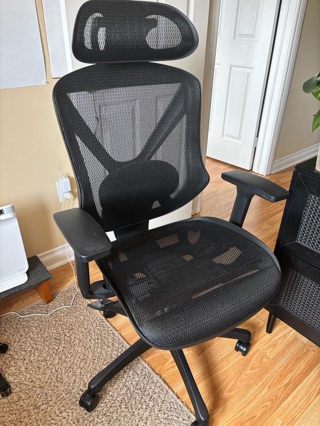 Modern Home Office Desk & Ergonomic Mesh Office Chair - photo 2