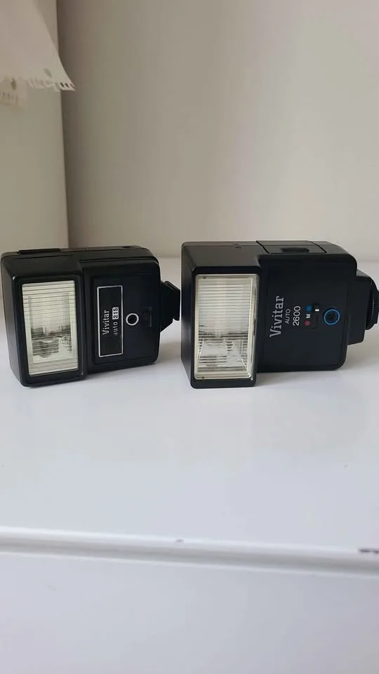 Vintage Ricoh 35mm Film Camera Kit + Lenses + Case image indicator(3)