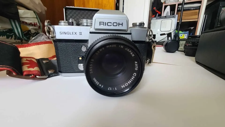Vintage Ricoh 35mm Film Camera Kit + Lenses + Case image indicator(4)