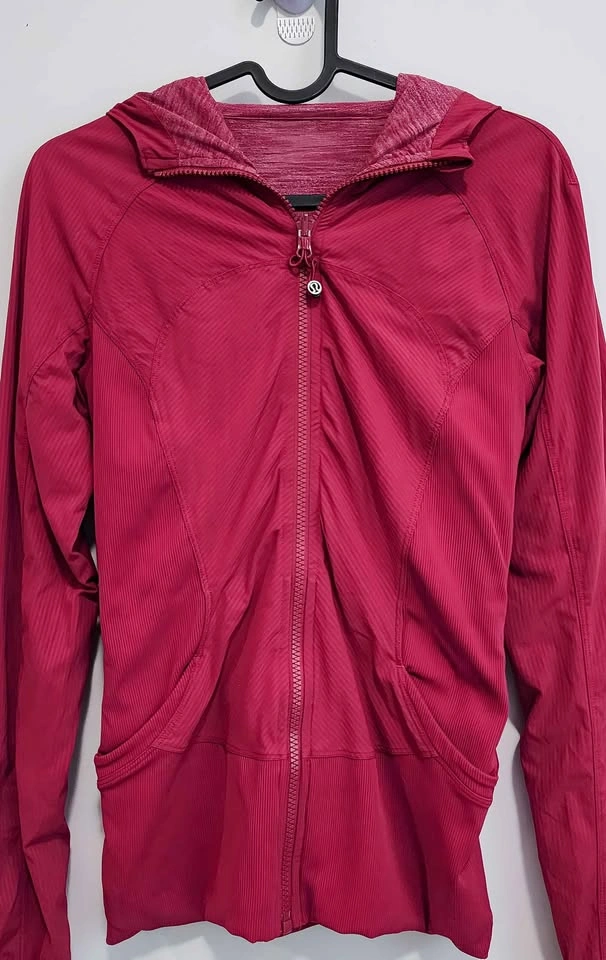 Lululemon Dance Studio Reversible Jacket III - Size 4 Red - photo 2