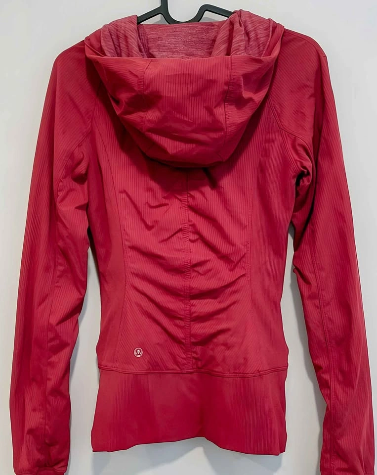 Lululemon Dance Studio Reversible Jacket III - Size 4 Red - photo 4
